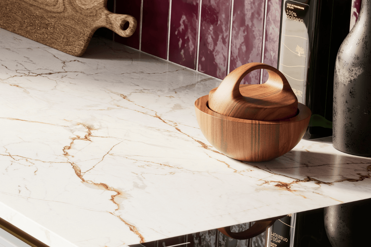 Kitchen with white worktop and copper vein detailing